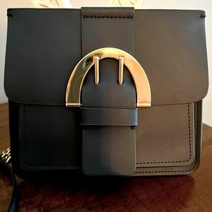 Zac Posen blue leather Crossbody purse. 7 x 7 x 2. Unique!